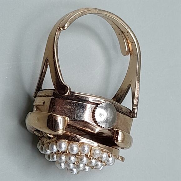 Vintage Analog Watch Ring, US Size 7.25 Adjustable, Baroness 17 Jewels - Picture 8 of 12